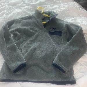 Gray and navy patagonia pullover size medium
